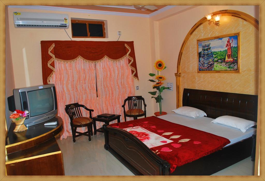 Rishabh Grand Castle Resort リシケーシュ エクステリア 写真