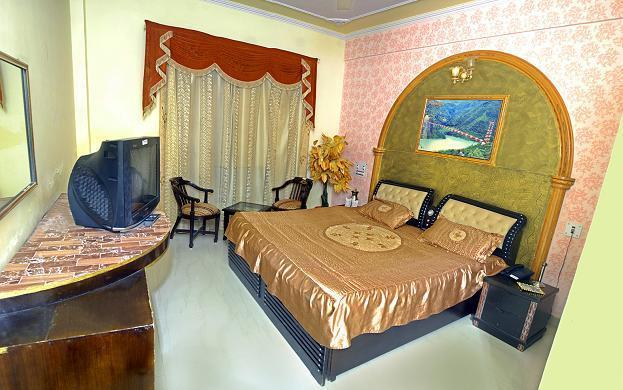 Rishabh Grand Castle Resort リシケーシュ 部屋 写真